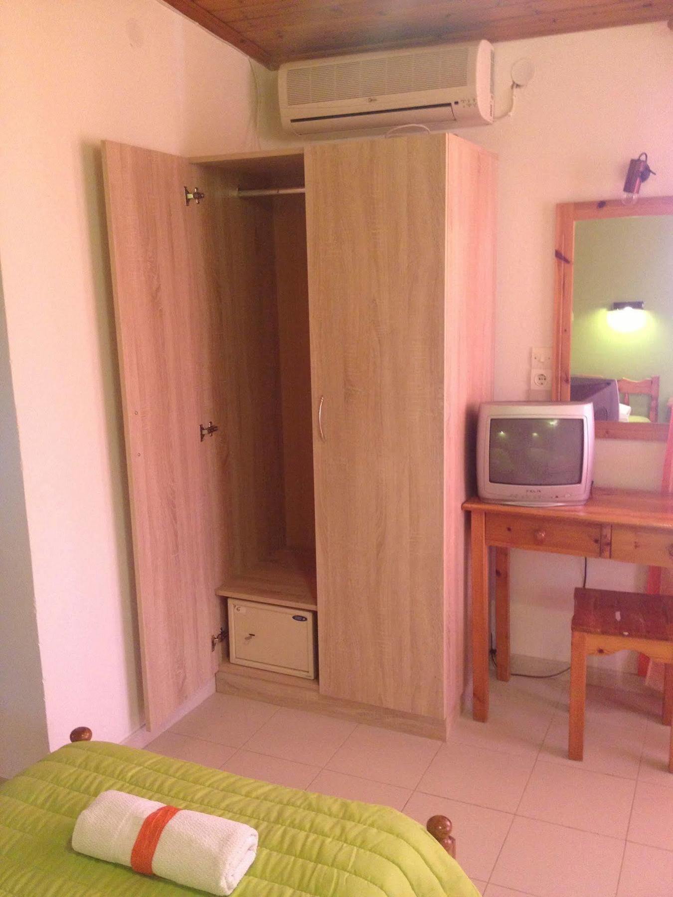 Ionian Breeze Apartments Kavos Bagian luar foto